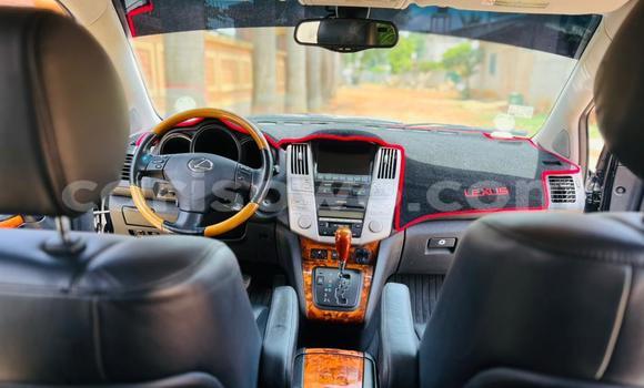 Sayi Na hannu Lexus RX 330 Black Mota in Cotonou a Benin Sayi Na hannu Lexus RX 330 Black Mota in Cotonou a Benin