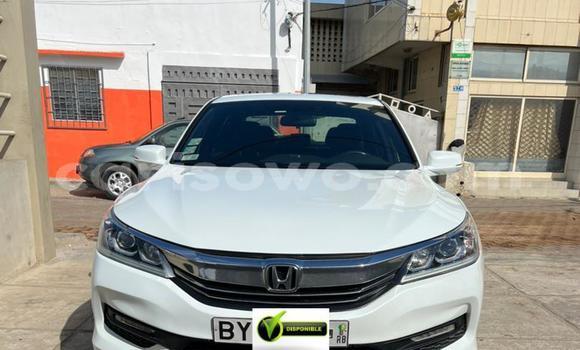 Sayi Sabo Honda Accord White Mota in Cotonou a Benin