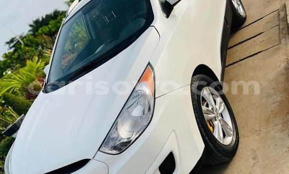 Ra Àlòkù Hyundai Tucson funfun Ọkọ̀ in Cotonou ni Benin Ra Àlòkù Hyundai Tucson funfun Ọkọ̀ in Cotonou ni Benin