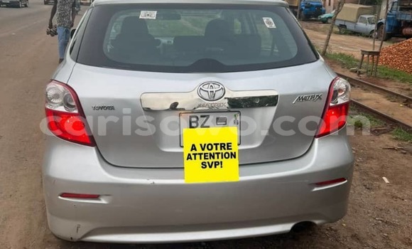 Ra Àlòkù Toyota Matrix Silver Ọkọ̀ in Cotonou ni Benin Ra Àlòkù Toyota Matrix Silver Ọkọ̀ in Cotonou ni Benin
