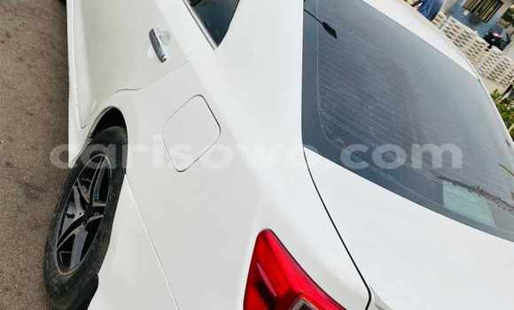 Acheter Occasion Voiture Toyota Camry Blanc à Cotonou, Benin Acheter Occasion Voiture Toyota Camry Blanc à Cotonou, Benin