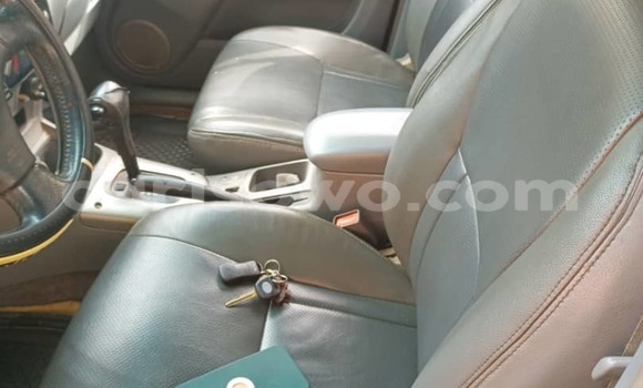 Ra Àlòkù Toyota RAV4 Miiran Ọkọ̀ in Cotonou ni Benin Ra Àlòkù Toyota RAV4 Miiran Ọkọ̀ in Cotonou ni Benin