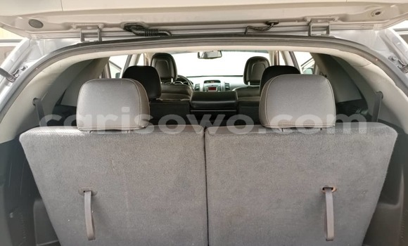 Ra Àlòkù Toyota Land Cruiser funfun Ọkọ̀ in Cotonou ni Benin Ra Àlòkù Toyota Land Cruiser funfun Ọkọ̀ in Cotonou ni Benin