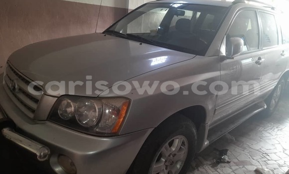 Ra Àlòkù Toyota Highlander Silver Ọkọ̀ in Cotonou ni Benin Ra Àlòkù Toyota Highlander Silver Ọkọ̀ in Cotonou ni Benin