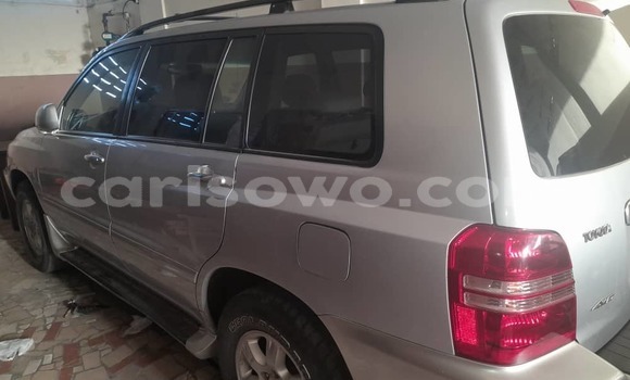 Ra Àlòkù Toyota Highlander Silver Ọkọ̀ in Cotonou ni Benin Ra Àlòkù Toyota Highlander Silver Ọkọ̀ in Cotonou ni Benin