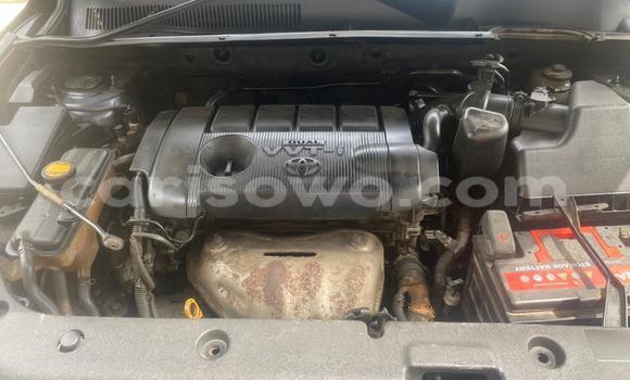 Sayi Na hannu Toyota RAV4 Blue Mota in Cotonou a Benin Sayi Na hannu Toyota RAV4 Blue Mota in Cotonou a Benin