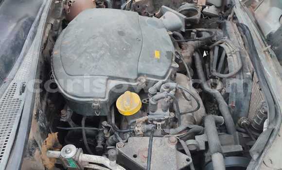 Acheter Occasion Voiture Renault Kangoo Gris à Cotonou, Benin Acheter Occasion Voiture Renault Kangoo Gris à Cotonou, Benin