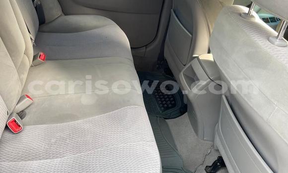 Ra Àlòkù Toyota Camry funfun Ọkọ̀ in Abomey Calavi ni Benin Ra Àlòkù Toyota Camry funfun Ọkọ̀ in Abomey Calavi ni Benin