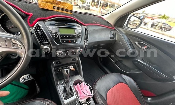 Acheter Occasion Voiture Hyundai Tucson Blanc à Porto Novo, Benin Acheter Occasion Voiture Hyundai Tucson Blanc à Porto Novo, Benin