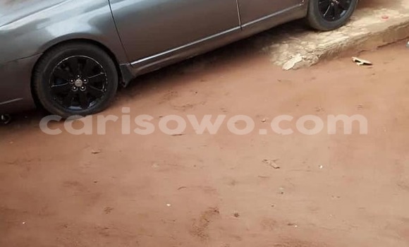 Ra Àlòkù Toyota Avalon Miiran Ọkọ̀ in Porto Novo ni Benin