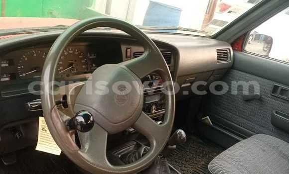 Acheter Occasion Voiture Toyota Hilux Rouge à Cotonou, Benin Acheter Occasion Voiture Toyota Hilux Rouge à Cotonou, Benin