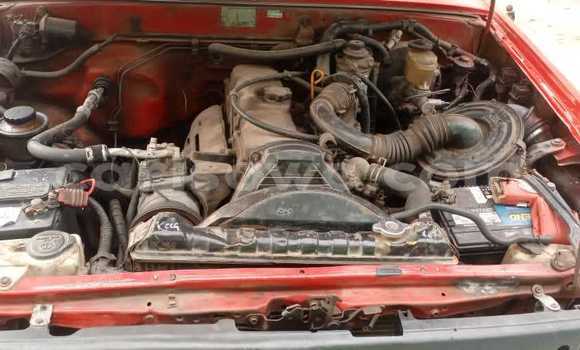Acheter Occasion Voiture Toyota Hilux Rouge à Cotonou, Benin Acheter Occasion Voiture Toyota Hilux Rouge à Cotonou, Benin