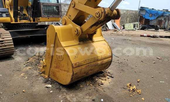 Sayi Na hannu Caterpillar 120 Sauran Babbar mota in Cotonou a Benin