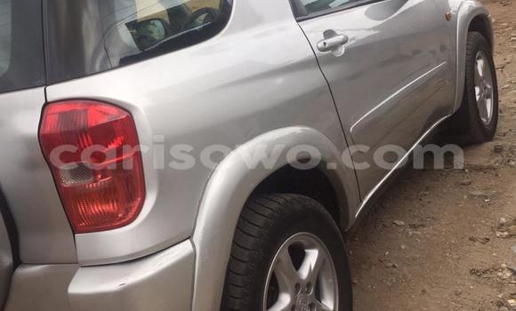 Ra Àlòkù Toyota RAV4 Silver Ọkọ̀ in Cotonou ni Benin Ra Àlòkù Toyota RAV4 Silver Ọkọ̀ in Cotonou ni Benin