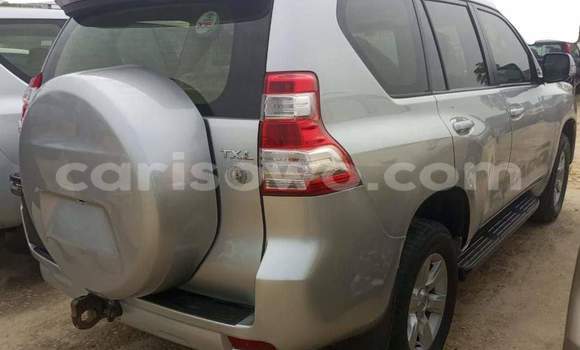 Sayi Na hannu Toyota Prado Sauran Mota in Cotonou a Benin Sayi Na hannu Toyota Prado Sauran Mota in Cotonou a Benin