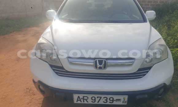 Ra Àlòkù Honda CR–V funfun Ọkọ̀ in Cotonou ni Benin Ra Àlòkù Honda CR–V funfun Ọkọ̀ in Cotonou ni Benin