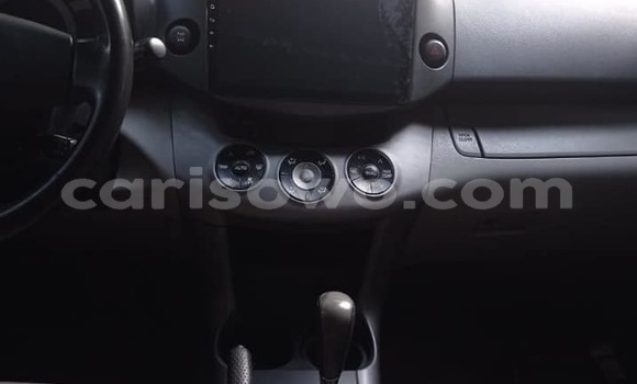 Ra Àlòkù Toyota RAV4 Blue Ọkọ̀ in Cotonou ni Benin Ra Àlòkù Toyota RAV4 Blue Ọkọ̀ in Cotonou ni Benin