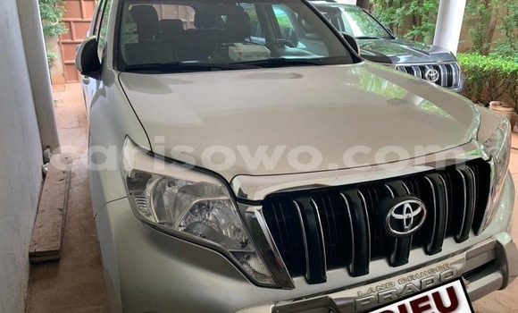 Acheter Occasion Voiture Toyota Land Cruiser Prado Gris à Abomey Calavi, Benin