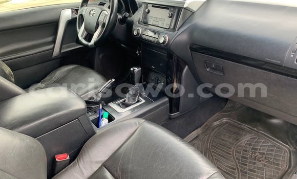 Acheter Occasion Voiture Toyota Land Cruiser Prado Gris à Abomey Calavi, Benin Acheter Occasion Voiture Toyota Land Cruiser Prado Gris à Abomey Calavi, Benin