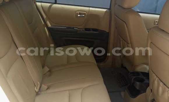 Sayi Na hannu Toyota Highlander Azurfa Mota in Abomey Calavi a Benin Sayi Na hannu Toyota Highlander Azurfa Mota in Abomey Calavi a Benin