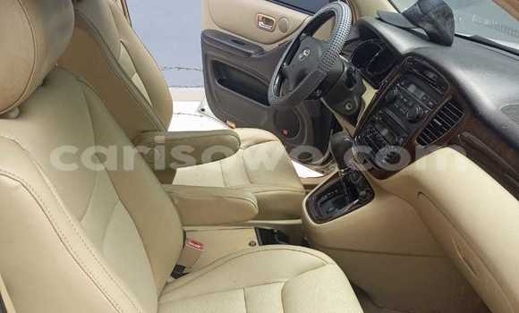 Sayi Na hannu Toyota Highlander Azurfa Mota in Abomey Calavi a Benin Sayi Na hannu Toyota Highlander Azurfa Mota in Abomey Calavi a Benin