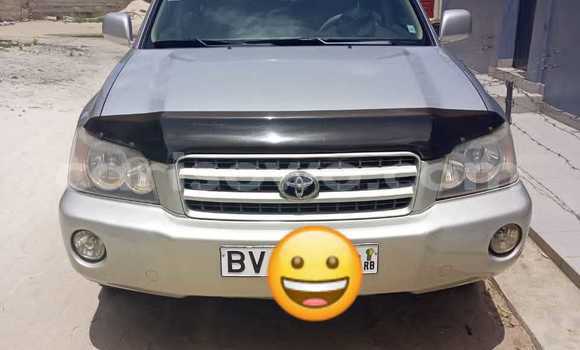 Sayi Na hannu Toyota Highlander Azurfa Mota in Abomey Calavi a Benin Sayi Na hannu Toyota Highlander Azurfa Mota in Abomey Calavi a Benin
