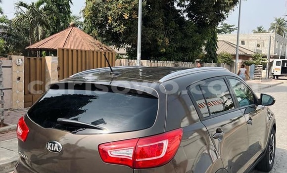 Buy Used Kia Sportage Brown Car in Cotonou in Benign Buy Used Kia Sportage Brown Car in Cotonou in Benign