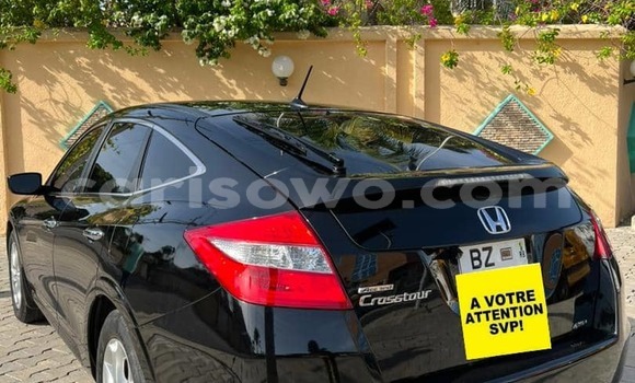 Buy Used Honda Crosstour Black Car in Cotonou in Benign
