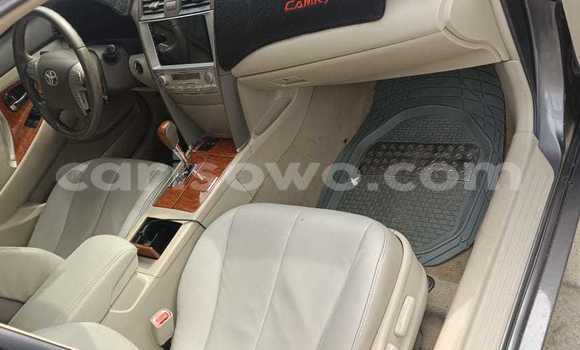 Sayi Na hannu Toyota Camry Brown Mota in Cotonou a Benin Sayi Na hannu Toyota Camry Brown Mota in Cotonou a Benin
