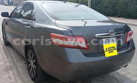 Sayi Na hannu Toyota Camry Brown Mota in Cotonou a Benin Sayi Na hannu Toyota Camry Brown Mota in Cotonou a Benin