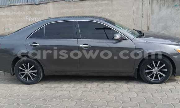 Sayi Na hannu Toyota Camry Brown Mota in Cotonou a Benin Sayi Na hannu Toyota Camry Brown Mota in Cotonou a Benin