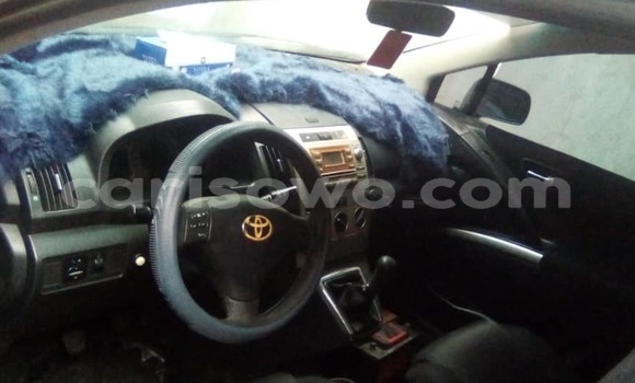 Acheter Occasion Voiture Toyota Corolla Verso Vert à Cotonou, Benin Acheter Occasion Voiture Toyota Corolla Verso Vert à Cotonou, Benin