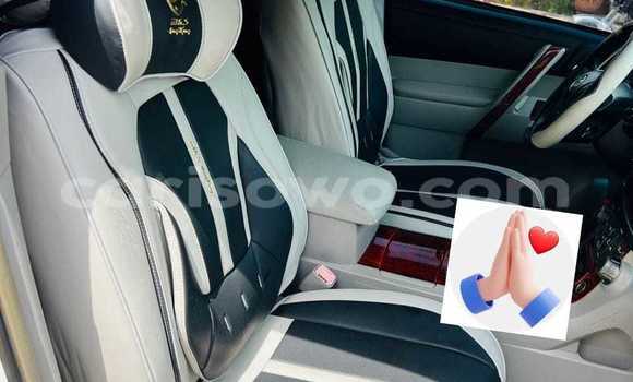 Acheter Occasion Voiture Toyota Highlander Blanc à Cotonou, Benin Acheter Occasion Voiture Toyota Highlander Blanc à Cotonou, Benin