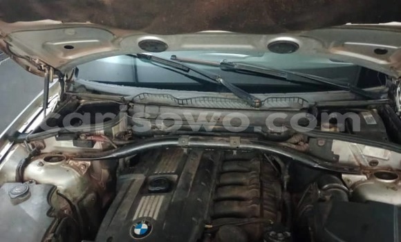 Acheter Occasion Voiture BMW X3 Gris à Abomey Calavi, Benin Acheter Occasion Voiture BMW X3 Gris à Abomey Calavi, Benin