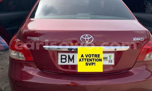 Sayi Na hannu Toyota Yaris Red Mota in Cotonou a Benin Sayi Na hannu Toyota Yaris Red Mota in Cotonou a Benin