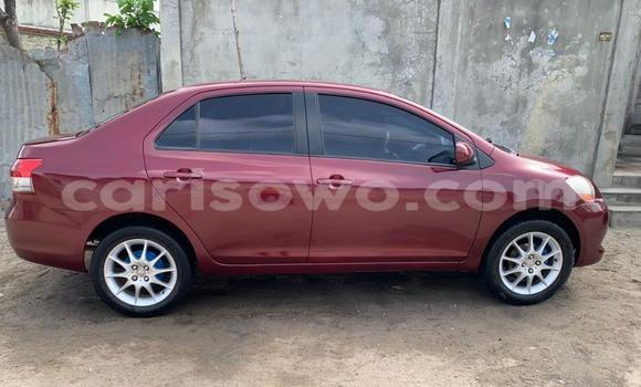Sayi Na hannu Toyota Yaris Red Mota in Cotonou a Benin Sayi Na hannu Toyota Yaris Red Mota in Cotonou a Benin
