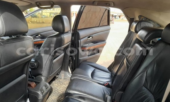 Ra Àlòkù Lexus RX 330 Black Ọkọ̀ in Cotonou ni Benin Ra Àlòkù Lexus RX 330 Black Ọkọ̀ in Cotonou ni Benin