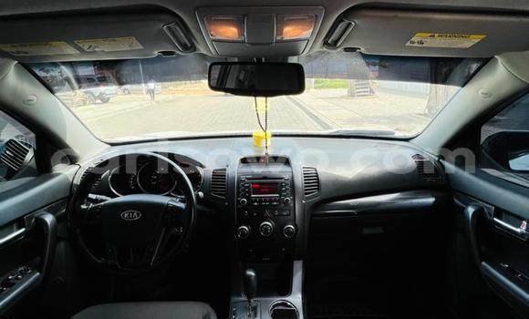 Acheter Occasion Voiture Kia Sorento Blanc à Cotonou, Benin Acheter Occasion Voiture Kia Sorento Blanc à Cotonou, Benin