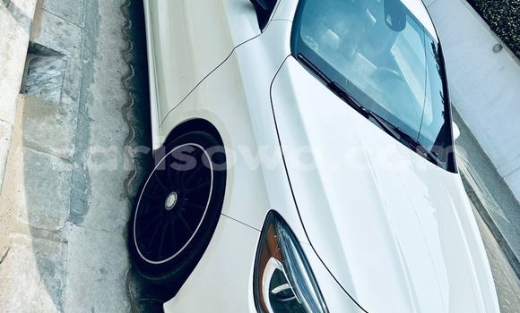 Acheter Import Voiture Mercedes-Benz CLA-klasse Blanc à Cotonou, Benin Acheter Import Voiture Mercedes-Benz CLA-klasse Blanc à Cotonou, Benin