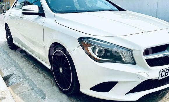 Acheter Import Voiture Mercedes-Benz CLA-klasse Blanc à Cotonou, Benin Acheter Import Voiture Mercedes-Benz CLA-klasse Blanc à Cotonou, Benin