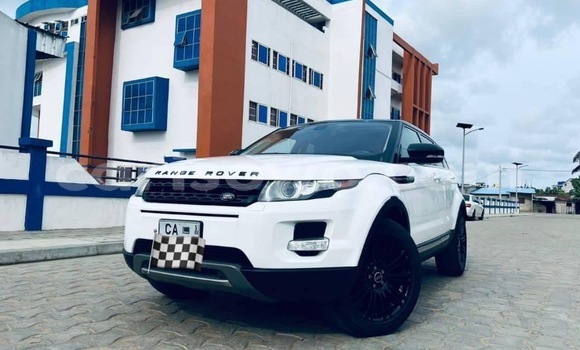Ra Tuntun Range Rover Evoque funfun Ọkọ̀ in Cotonou ni Benin