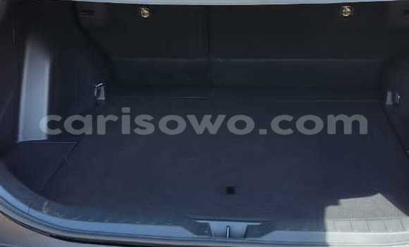 Acheter Neuf Voiture Toyota RAV4 Blanc à Cotonou, Benin Acheter Neuf Voiture Toyota RAV4 Blanc à Cotonou, Benin