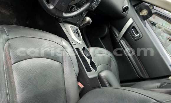 Sayi Na hannu Nissan Rogue Red Mota in Cotonou a Benin Sayi Na hannu Nissan Rogue Red Mota in Cotonou a Benin