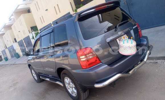 Ra Àlòkù Toyota Highlander Blue Ọkọ̀ in Cotonou ni Benin Ra Àlòkù Toyota Highlander Blue Ọkọ̀ in Cotonou ni Benin
