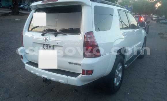 Ra Àlòkù Toyota 4Runner funfun Ọkọ̀ in Cotonou ni Benin Ra Àlòkù Toyota 4Runner funfun Ọkọ̀ in Cotonou ni Benin