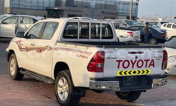 Acheter Import Voiture Toyota Hilux Blanc à Cotonou, Benin Acheter Import Voiture Toyota Hilux Blanc à Cotonou, Benin