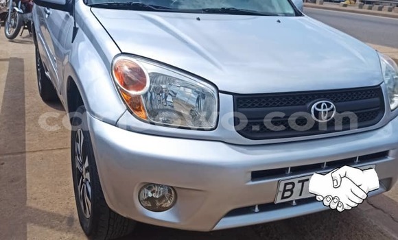 Acheter Occasion Voiture Toyota RAV4 Gris à Cotonou, Benin Acheter Occasion Voiture Toyota RAV4 Gris à Cotonou, Benin