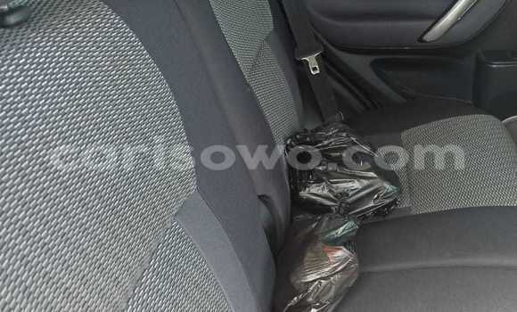 Acheter Occasion Voiture Toyota RAV4 Gris à Cotonou, Benin Acheter Occasion Voiture Toyota RAV4 Gris à Cotonou, Benin