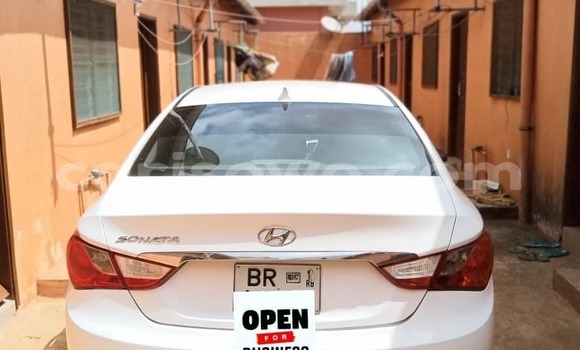 Acheter Occasion Voiture Hyundai Sonata Blanc à Cotonou, Benin Acheter Occasion Voiture Hyundai Sonata Blanc à Cotonou, Benin