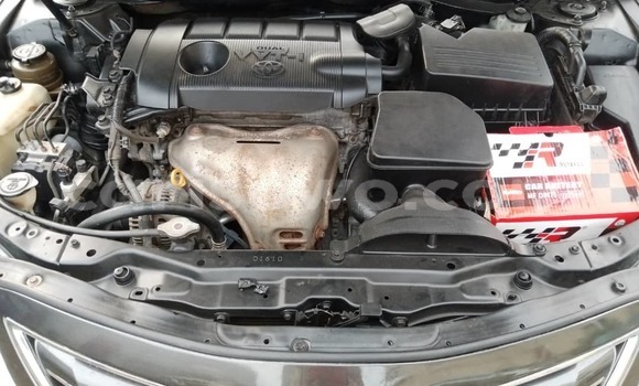 Ra Àlòkù Toyota Camry Black Ọkọ̀ in Cotonou ni Benin Ra Àlòkù Toyota Camry Black Ọkọ̀ in Cotonou ni Benin